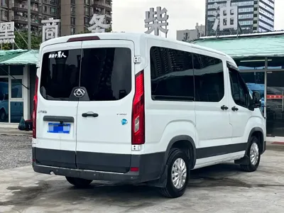 大通 V90