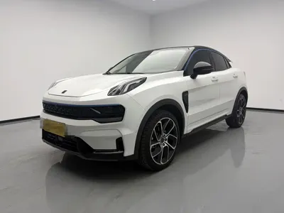 Lynk & Co 05