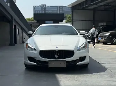 Maserati Quattroporte