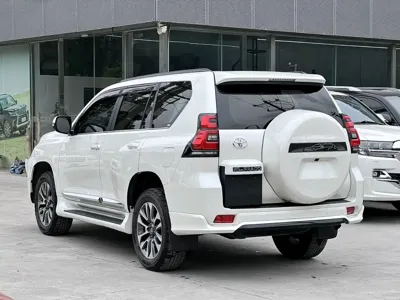 Toyota Prado (Import)