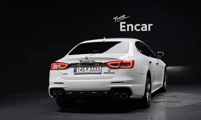 Maserati Quattroporte