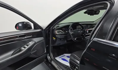 Genesis EQ900