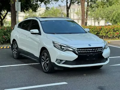 Venucia T90