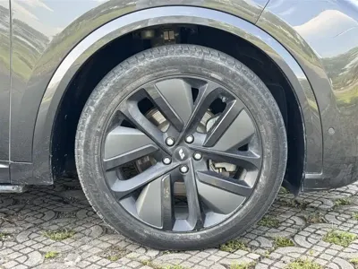 Li Auto Li L9