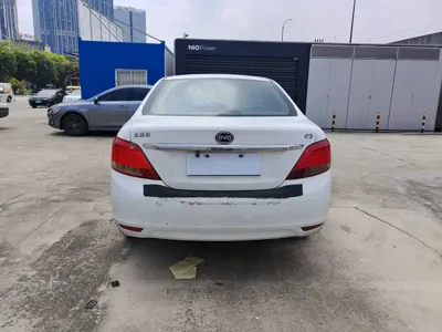 BYD e5