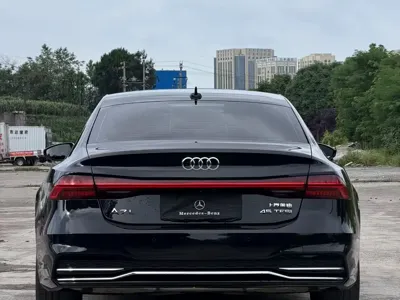 Audi A7L