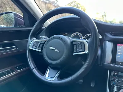 Jaguar XFL