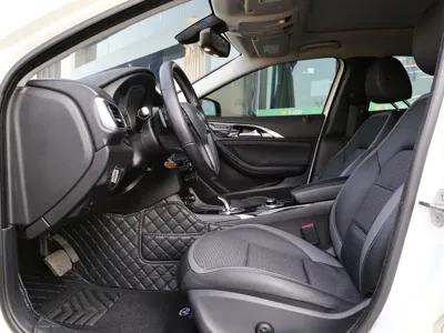 Infiniti QX30
