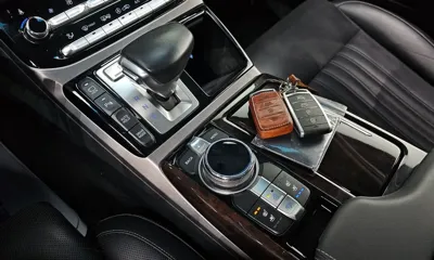 Genesis EQ900