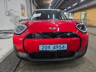 MINI Aceman