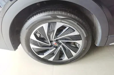 Hongqi HS7 PHEV