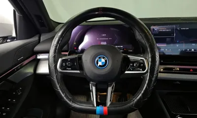 BMW i5
