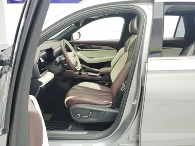 Geely Xingyue L