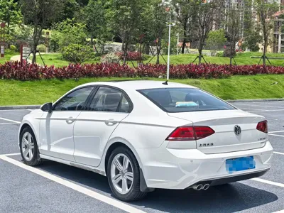 Volkswagen Lamando