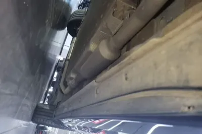 Li Auto L8