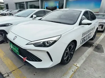 Roewe i5