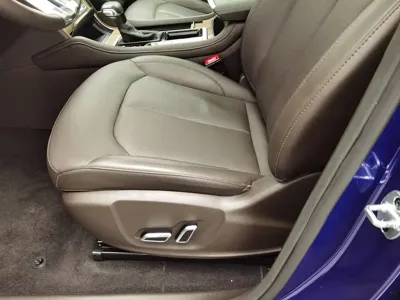 Roewe RX8