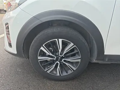 Kia KX1