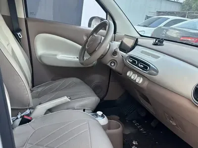 Wuling MINIEV