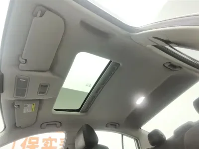Roewe i5