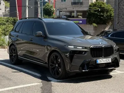 BMW X7