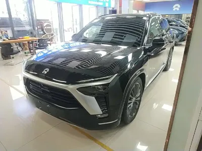 Nio ES8