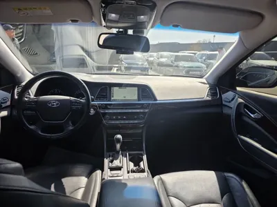Hyundai Aslan