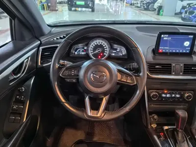 Mazda CX-4
