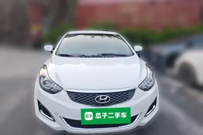 Hyundai Elantra (5th Generation