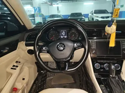 Volkswagen Lamando