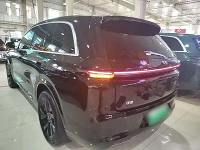 Li Auto Li L8