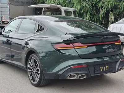 MG MG7