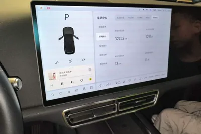 Li Auto L8