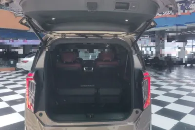 GAC Trumpchi M8