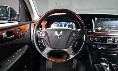 Hyundai Equus