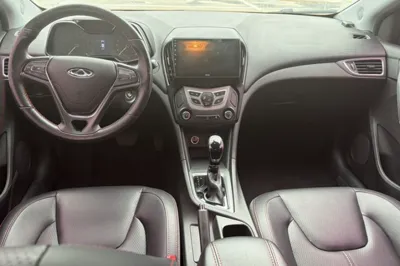 Chery Arrizo 5