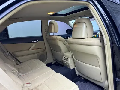 Toyota Reiz