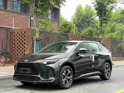 Toyota 铂智4X