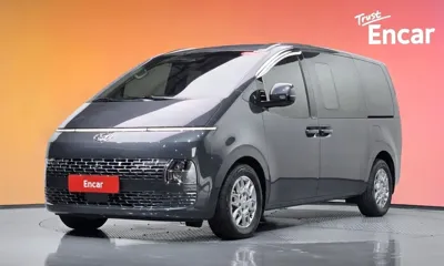 Hyundai Staria
