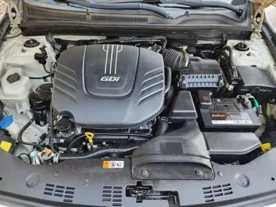 Hyundai Aslan