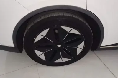 Deepal SL03