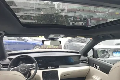 Li Auto ONE
