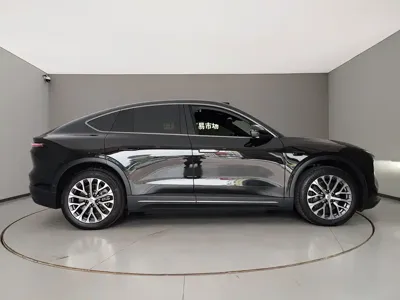 Nio EC6