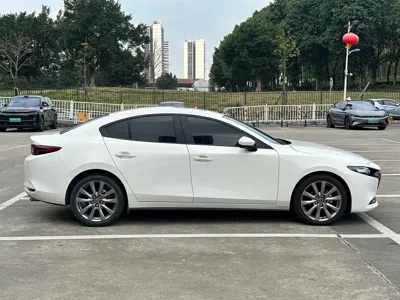 Mazda 3 Axela