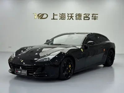Ferrari GTC4Lusso