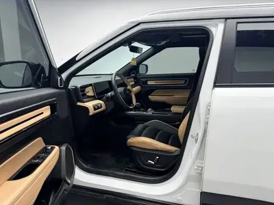 Geely ICON