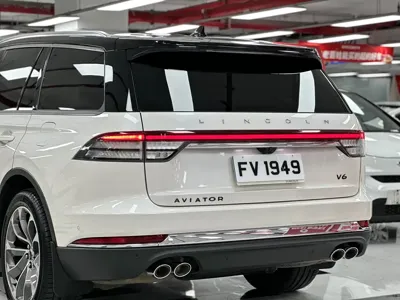 Lincoln Aviator