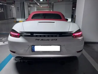 Porsche 718
