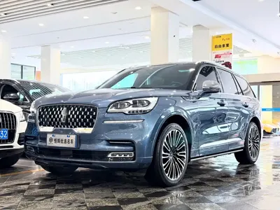 Lincoln Aviator