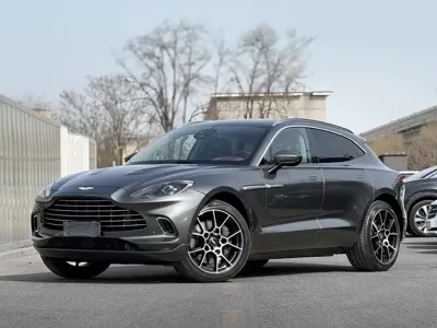 Aston Martin DBX